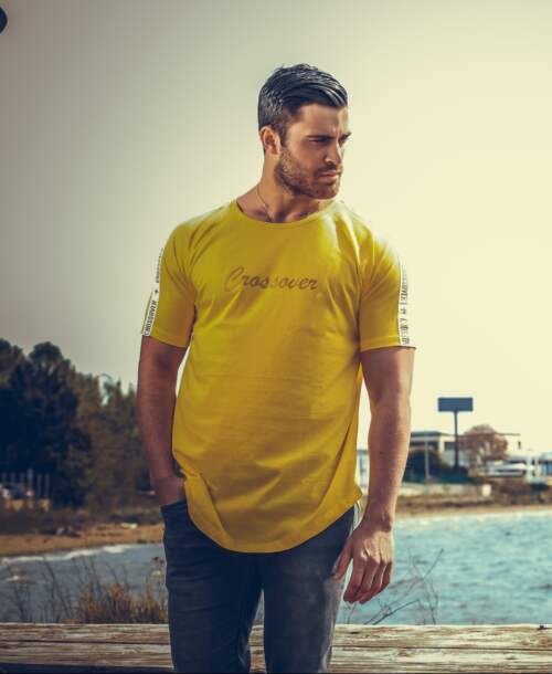 Moments T-Shirt Yellow