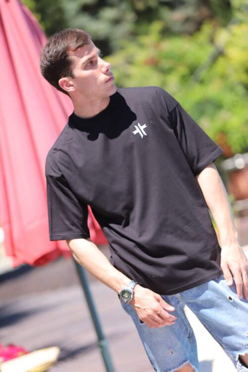 Ezra T-Shirt Black